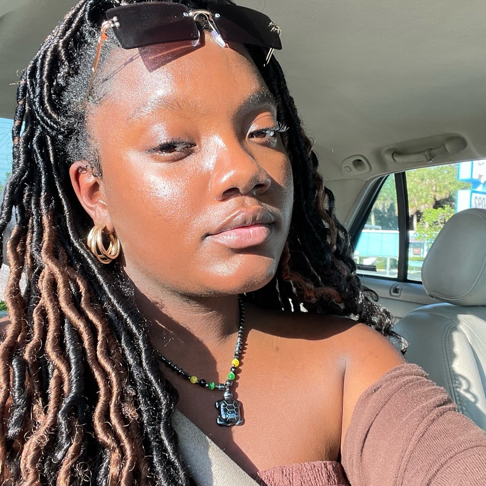 Meet your Posher, Kaléya